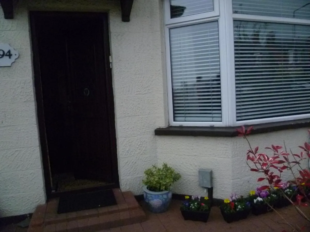 Comfy Wee House Bed & Breakfast Belfast